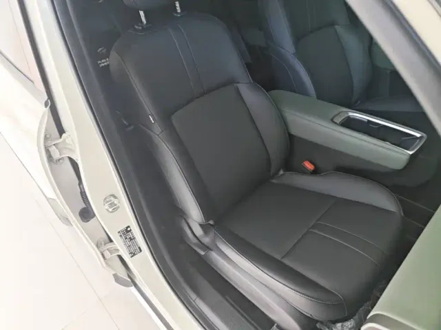 Baojun Yep Plus — Фото автомобиля 24