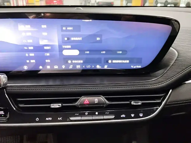 Buick LaCrosse — Фото автомобиля 12