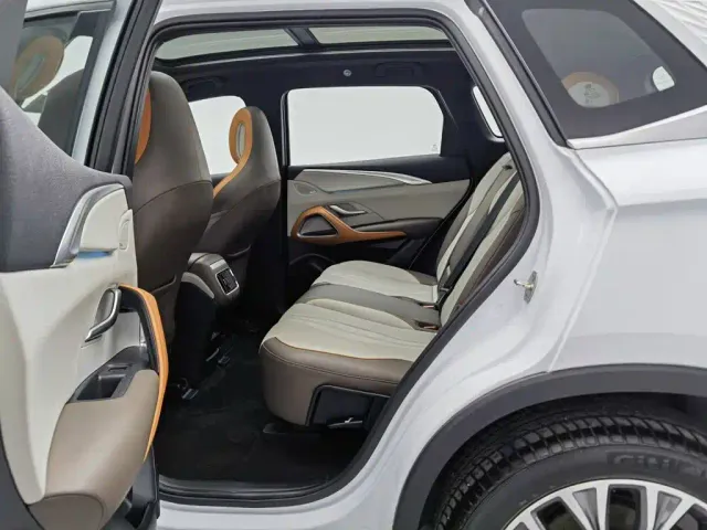 BYD Song Pro — Фото автомобиля 15