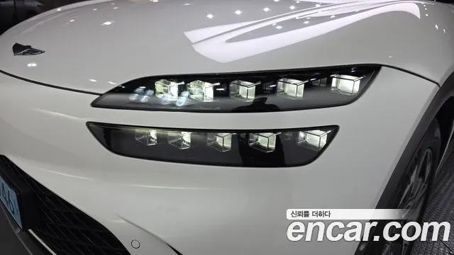 Genesis GV60 — Фото автомобиля 7