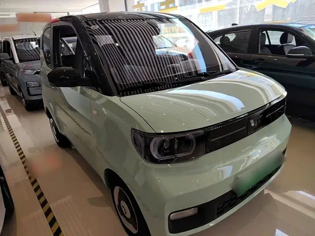 Wuling Hongguang Mini EV — Фото автомобиля 3