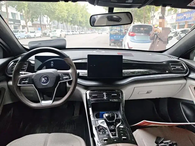 BYD Qin PLUS — Фото автомобиля 10