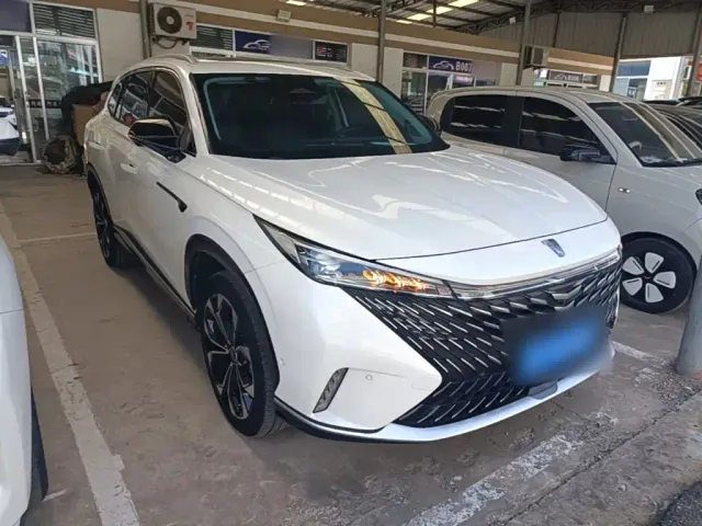 Roewe RX5 — Фото автомобиля 3