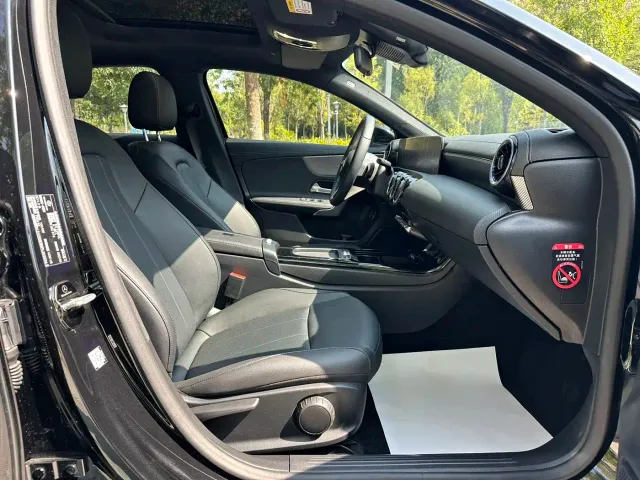 Mercedes-Benz A-Class — Фото автомобиля 21