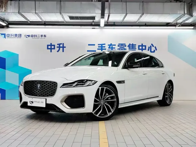 Фотография автомобиля — Jaguar XFL