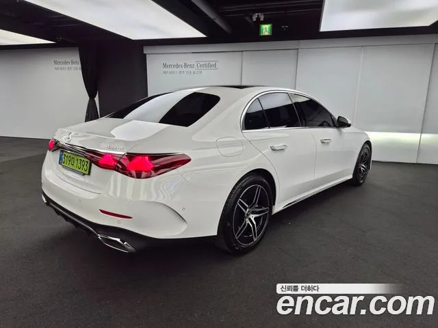 Mercedes-Benz E-Class W214 — Фото автомобиля 2