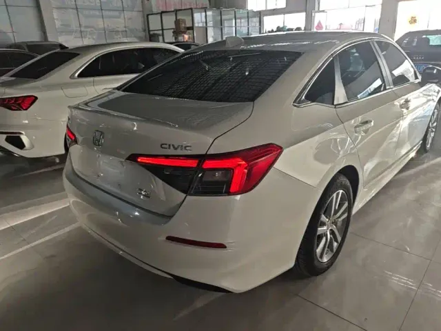 Honda Civic — Фото автомобиля 6