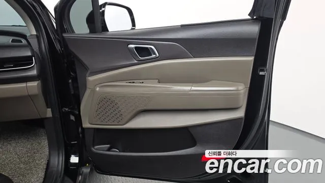 Kia Carnival 4th Gen — Фото автомобиля 14