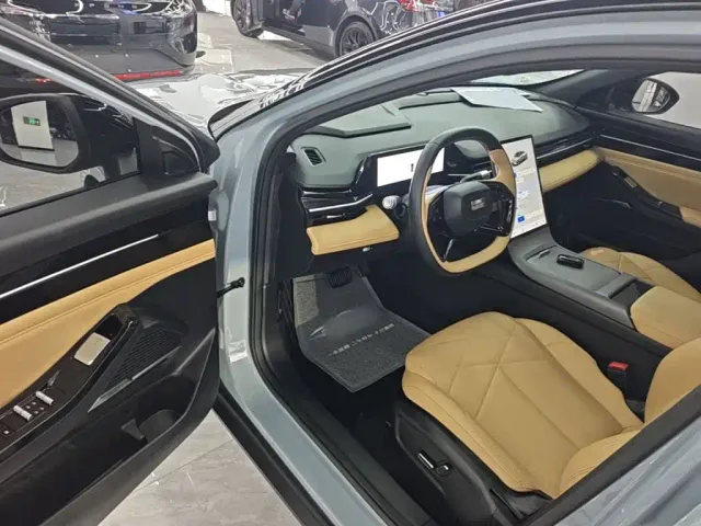 Geely Galaxy L6 — Фото автомобиля 15