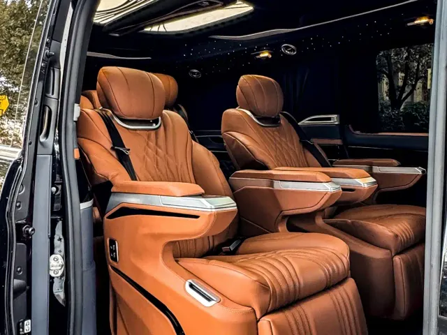 Yasheng Auto Yasheng V-Class — Фото автомобиля 19