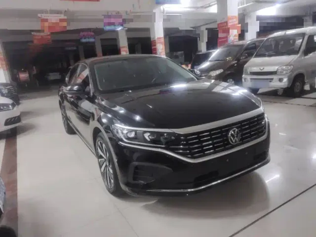 Volkswagen Passat 2024 380TSI Dragon Soaring Edition — Фото автомобиля 3