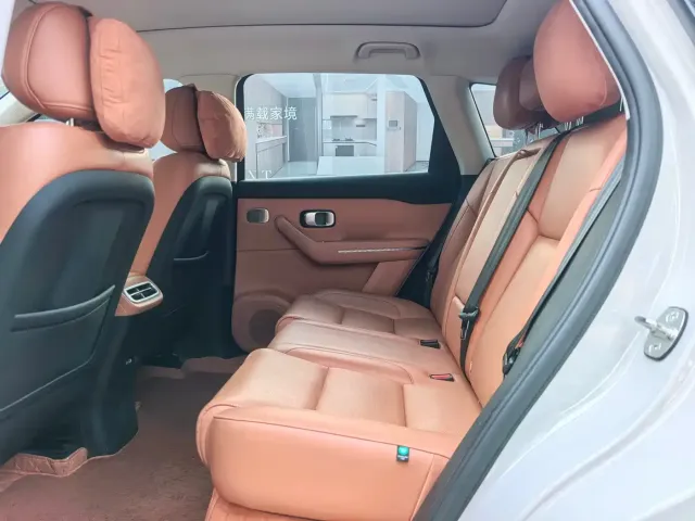 Leapmotor Leapmotor C10 2024 210 Smart Edition — Фото автомобиля 8