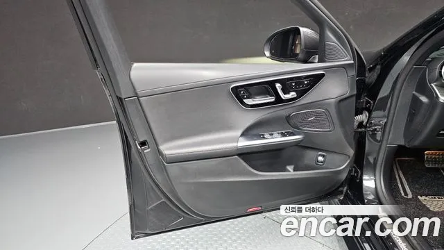 Mercedes-Benz C-Class — Фото автомобиля 21