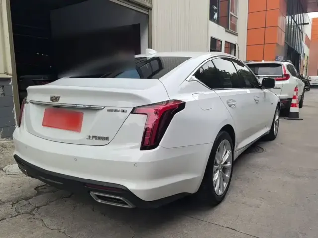 Cadillac CT5 — Фото автомобиля 6