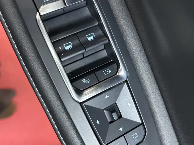Ford Edge — Фото автомобиля 16