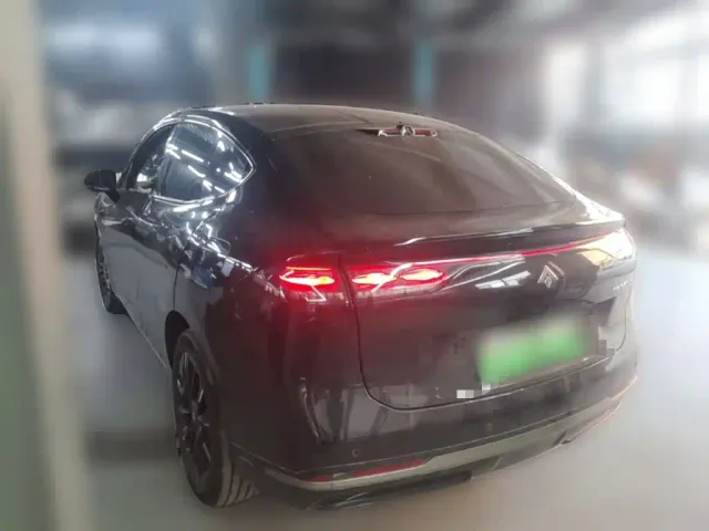 GAC Hyptec HT — Фото автомобиля 6