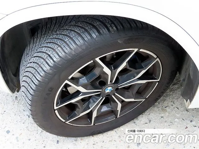 BMW X4 xDrive20i M Sport — Фото автомобиля 5