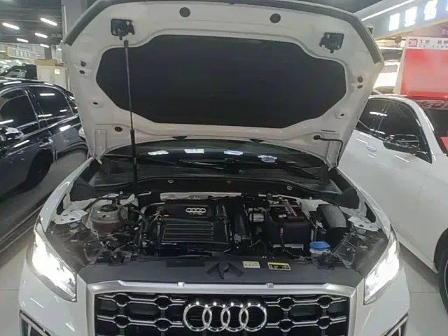 Audi Q2L — Фото автомобиля 19