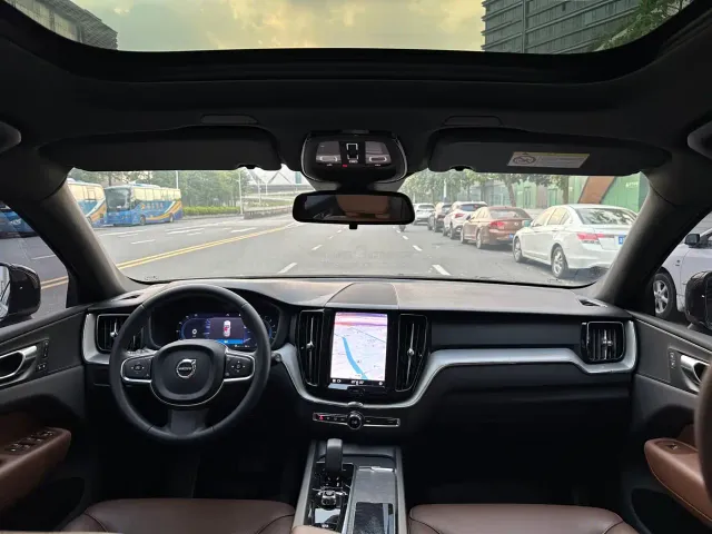Volvo Volvo XC60 2024 B5 AWD Zhiyi Luxury Edition — Фото автомобиля 13