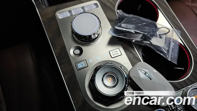 Genesis GV80 2.5T Бензин AWD — Фото автомобиля 5