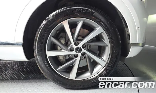 Genesis GV80 — Фото автомобиля 6