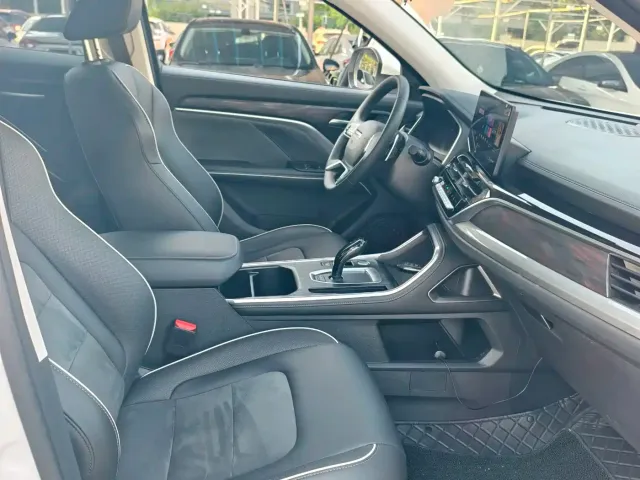 Haval H6 — Фото автомобиля 8
