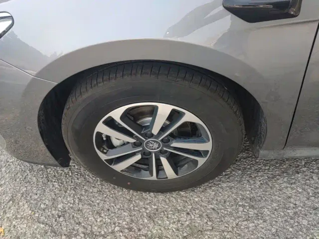 BYD Qin PLUS — Фото автомобиля 22