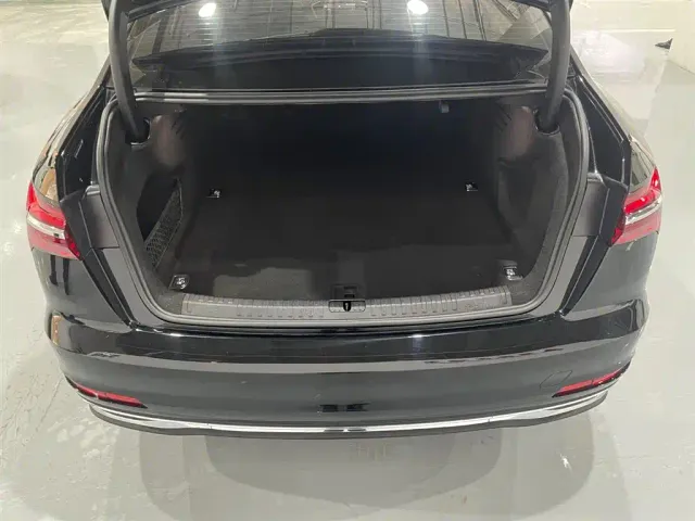 Audi A6L — Фото автомобиля 13
