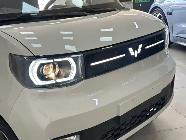 Wuling Hongguang Mini EV — Фото автомобиля 10