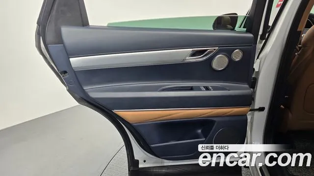 Genesis GV80 2.5T Бензин AWD — Фото автомобиля 24