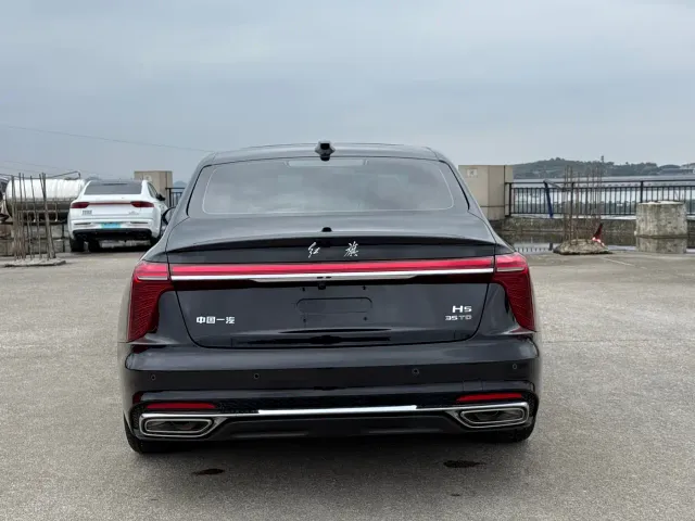 Hongqi H5 — Фото автомобиля 12
