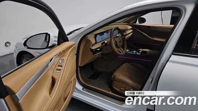 Genesis G80 Бензин 2.5 турбо AWD — Фото автомобиля 8