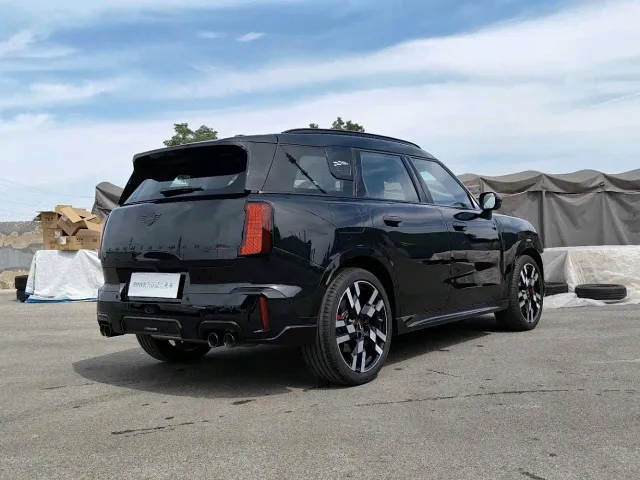 MINI JCW COUNTRYMAN — Фото автомобиля 13