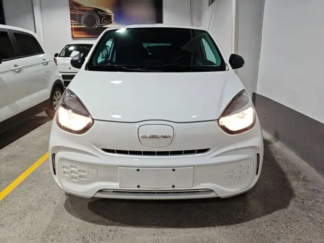 Roewe Clever — Фото автомобиля 2