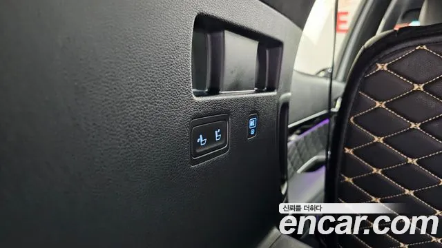 Hyundai Palisade Palisade Дизель 2.2 2WD — Фото автомобиля 30
