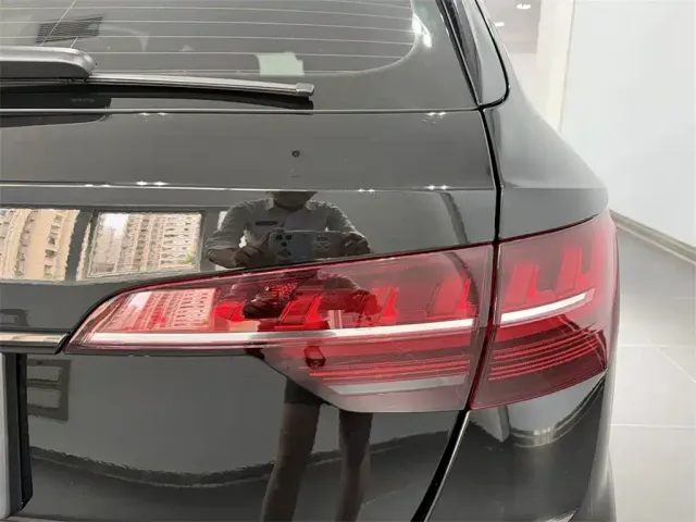 Audi S4 — Фото автомобиля 12