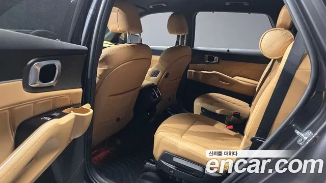 Kia Sorento Sorento 4-е поколение Бензин 2.5T 2WD — Фото автомобиля 10