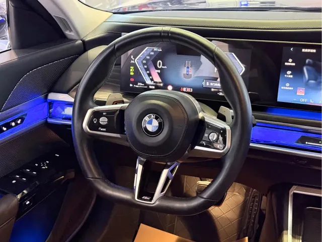 BMW 7 Series — Фото автомобиля 5