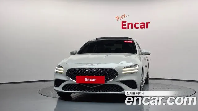 Genesis G70 New — Фото автомобиля 3