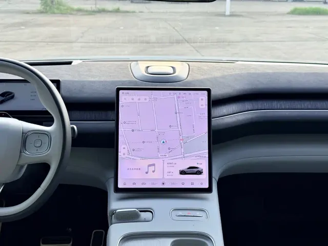 Nio EC7 — Фото автомобиля 12