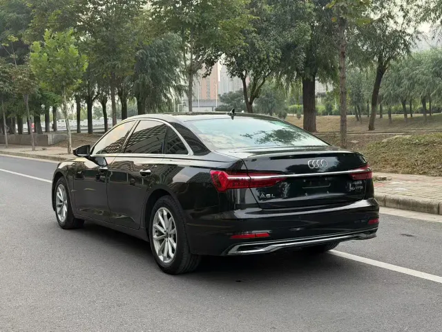 Audi A6L — Фото автомобиля 7