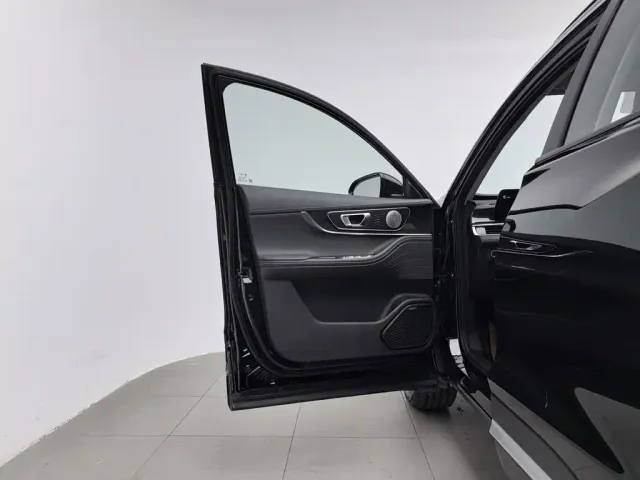 Chery Tiggo 7 PLUS — Фото автомобиля 8