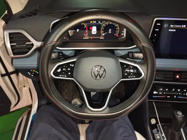 Volkswagen Tharu — Фото автомобиля 15