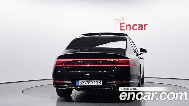 Genesis G90 Бензин 3.5 турбо AWD — Фото автомобиля 4