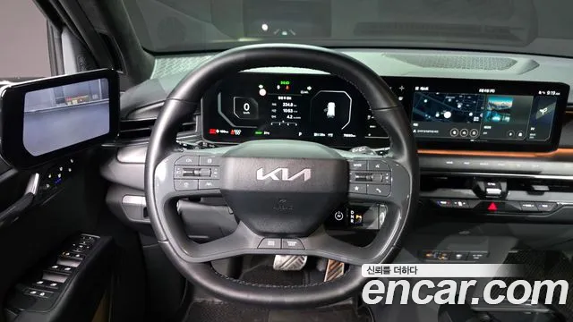 Kia EV9 Long Range 4WD — Фото автомобиля 10