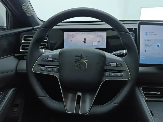 BYD Qin L — Фото автомобиля 15