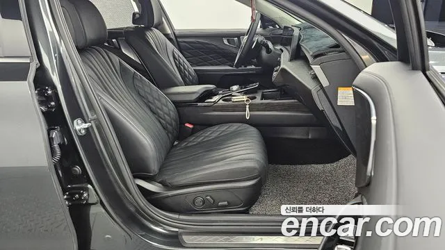 Kia K8 Signature — Фото автомобиля 10