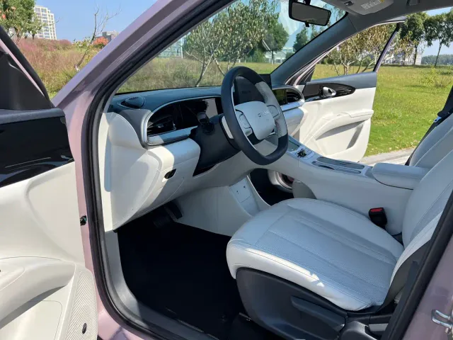 Geely Starry Wish — Фото автомобиля 10