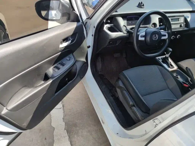 Honda Fit — Фото автомобиля 15