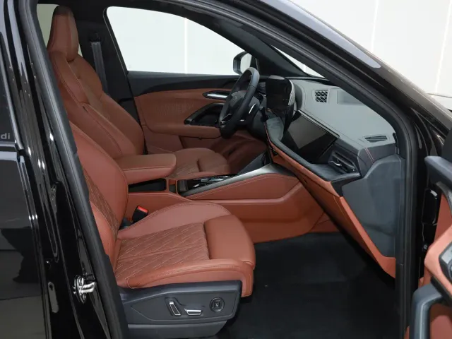 Audi Q5L — Фото автомобиля 23